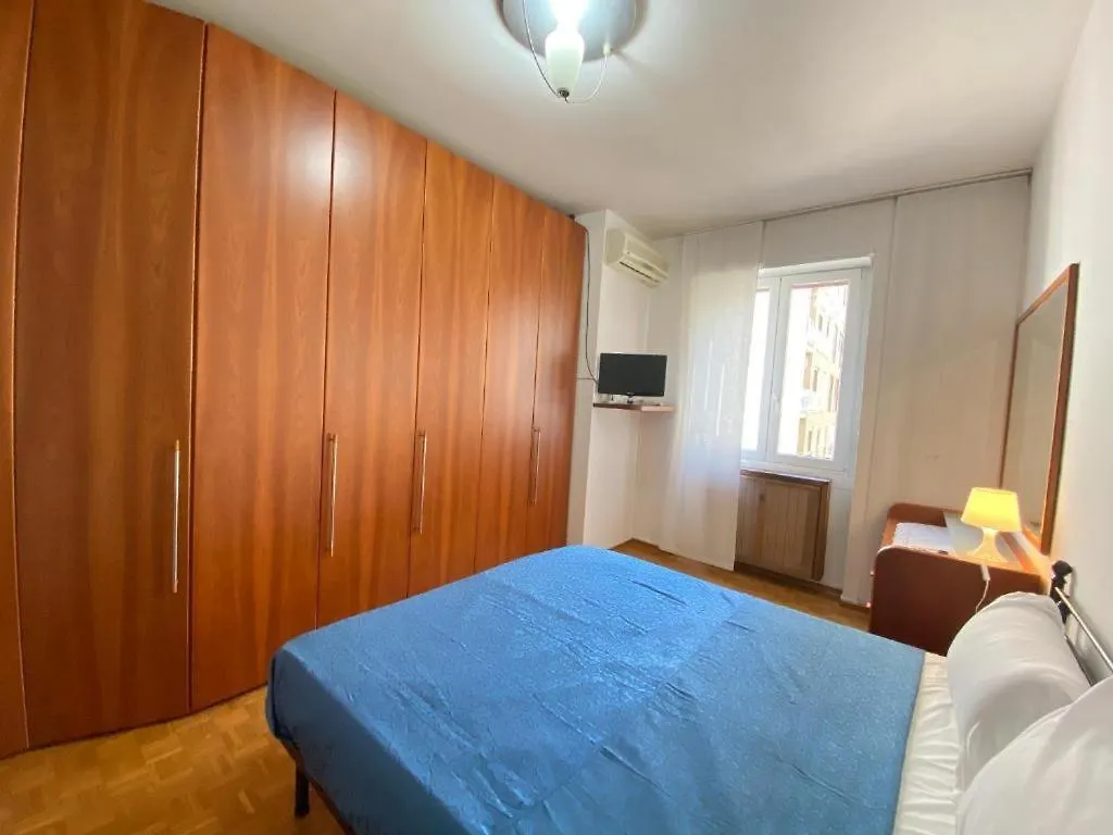 Beada Home, A Pochi Passi Dal Centro Storico Milano E Da Navigli, Con Fermata Metropolitana Vicino Casa 0*, Mailand